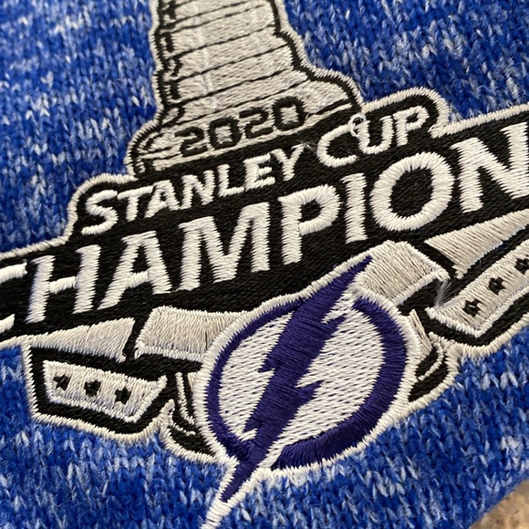 NWT Antigua 2020 Stanley Cup Champs Tampa Bay Lightning Pullover Large Fleece - Picture 15 of 15